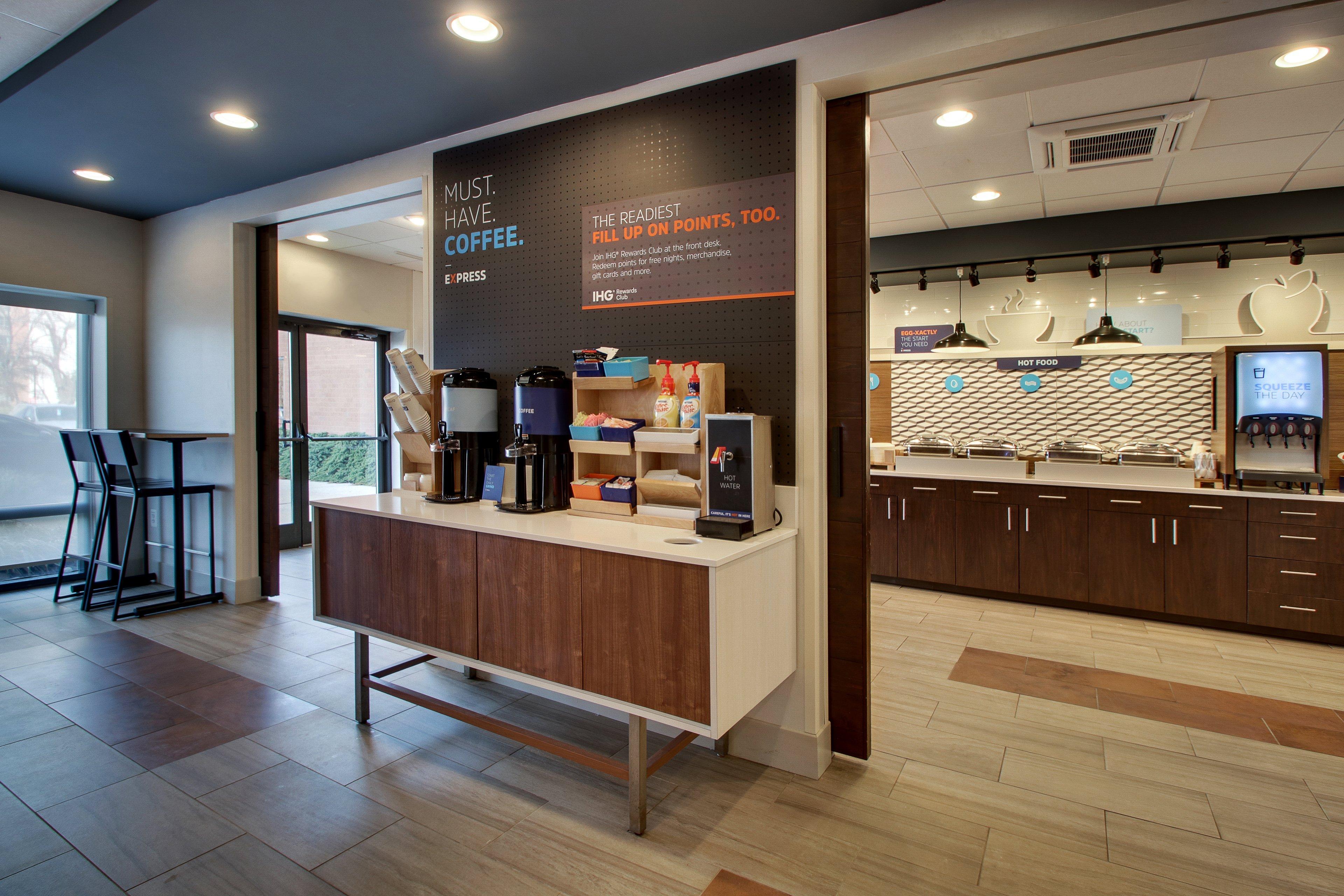 Holiday Inn Express Baltimore BWI Airport West By Ihg Hanover Exterior foto